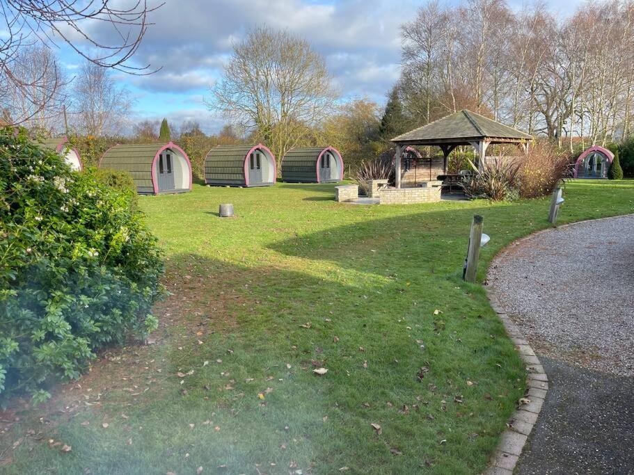 Belle Vista Glamping & Camping 约克 外观 照片
