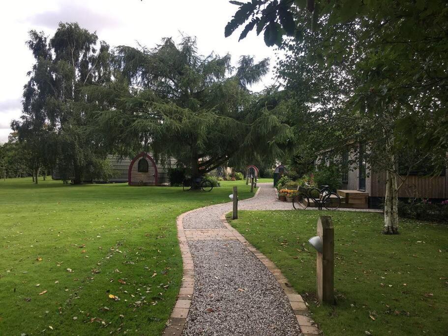 Belle Vista Glamping & Camping 约克 外观 照片